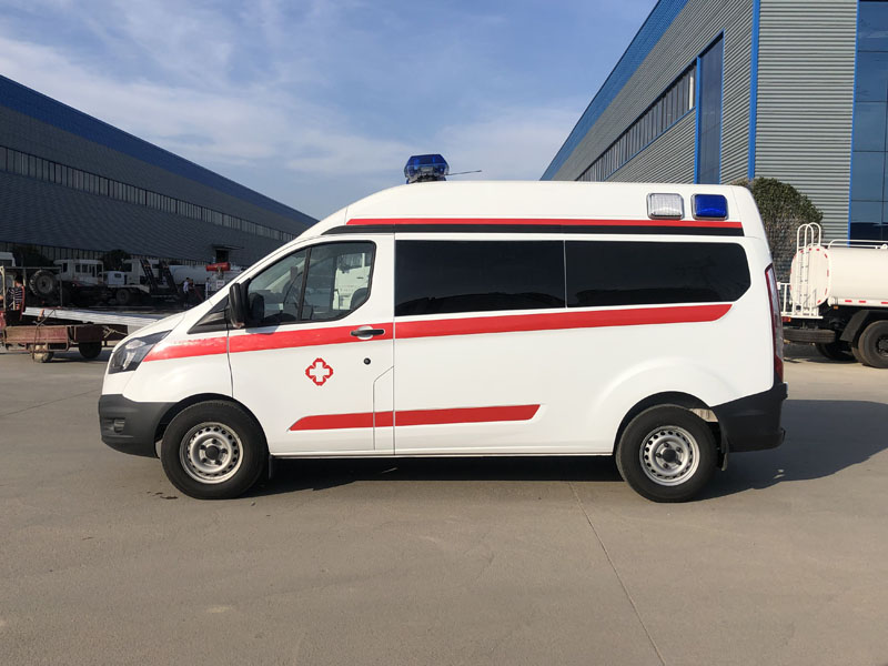 福特V362汽油版轉運型救護車