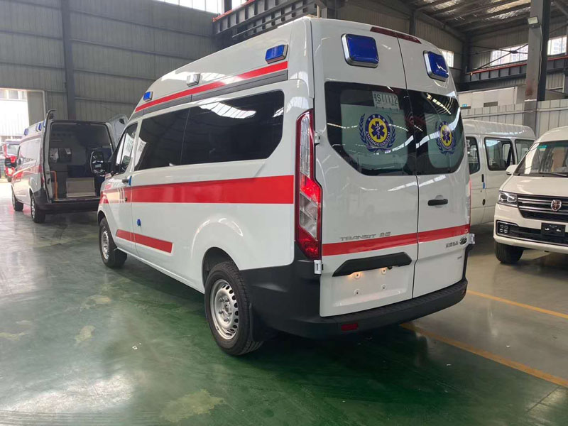 福特汽油V362監護型救護車