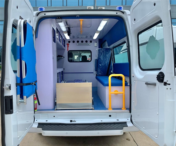 新世代 PRO 長軸中頂監護救護車